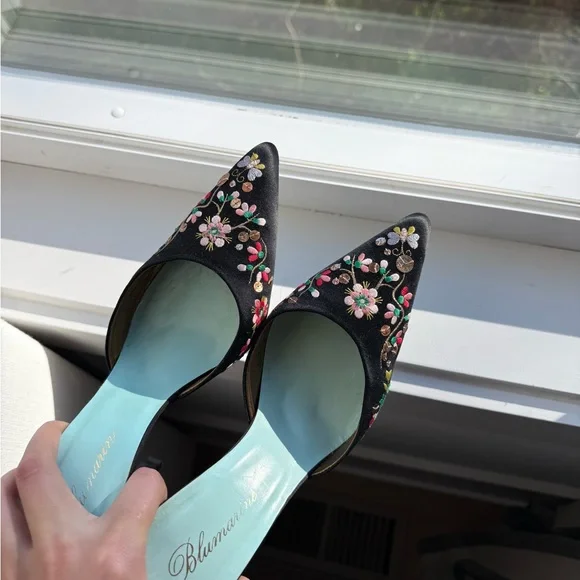 Vintage Blumarine Floral Embroidered Heels - Picture 2 of 5